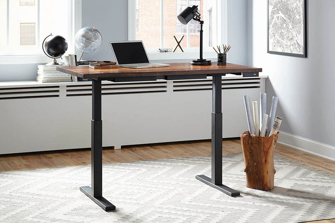 ADJUSTABLE DESK